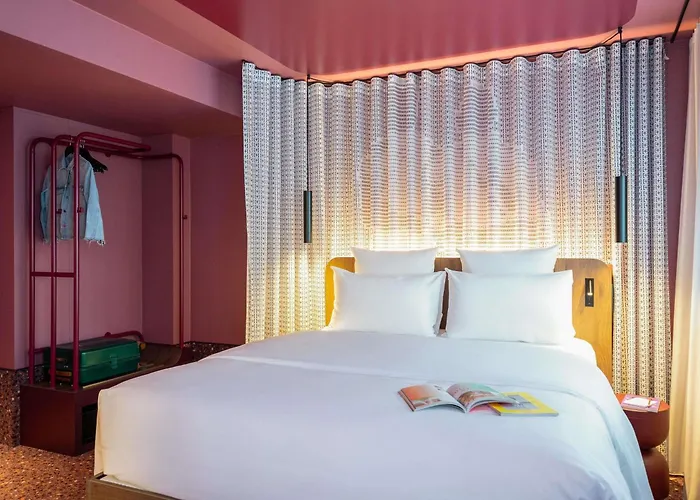 Tribe Duesseldorf Hotel